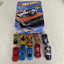 Hot Wheels Carry Tin with Cars