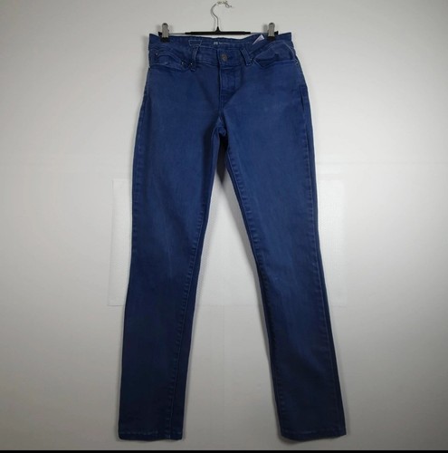 Levi demi curve - levi's,