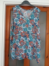 GREEN FLORAL VEST TOP BONMARCHE SIZE 22