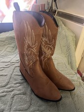 Ladies Faux Suede Brown Embroidered Cowboy Boots Size 7 Low Heel Pull On