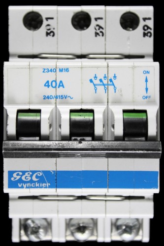 Gec vynckier amp type - type, 3