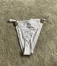 white Very high leg bikini bottom size 8 misguided with diamante