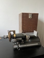 C.Baker Horizontal Travelling/Vernier Microscope