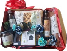  M&S luxury food hamper gift