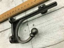 Pair shelf brackets cast - pair,