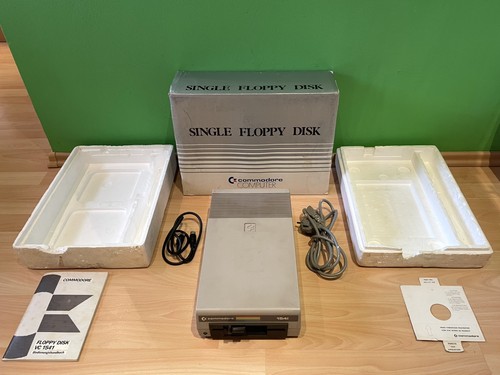 C64 commodore 1541 - commodore, floppy