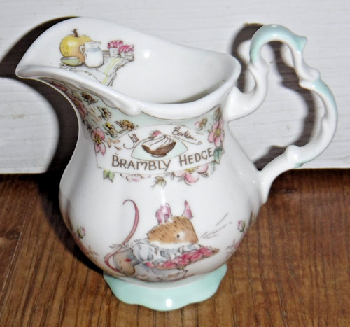 Royal doulton brambly - royal, hedge
