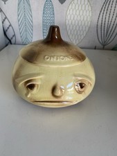 Sylvac Vintage Face Pot 5126