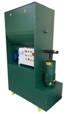 Pellet press, pellet mill