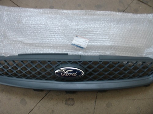 1373755 front radiator main - 1373755,