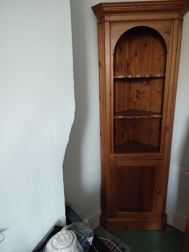 Corona corner display - unit,