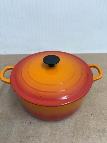 Vintage creuset round - vintage,