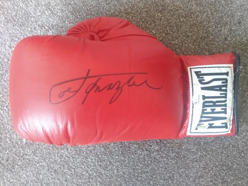Joe frazier signed glove - signed,