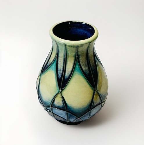 Moorcroft indigo miniature - moorcroft,