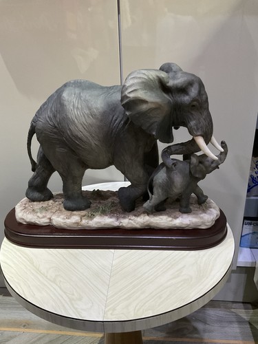 Figurine elephant baby - figurine, &