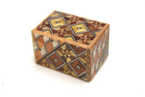 Miniature japanese puzzle box - japanese,