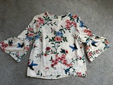 LADIES SIZE 14/16 PRETTY