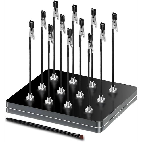 Magnetic third hand - third,
