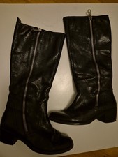 WOMENS CLARKS SOFT WEAR BOOTS