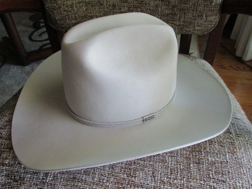 Aqha resistol silver belly - resistol,