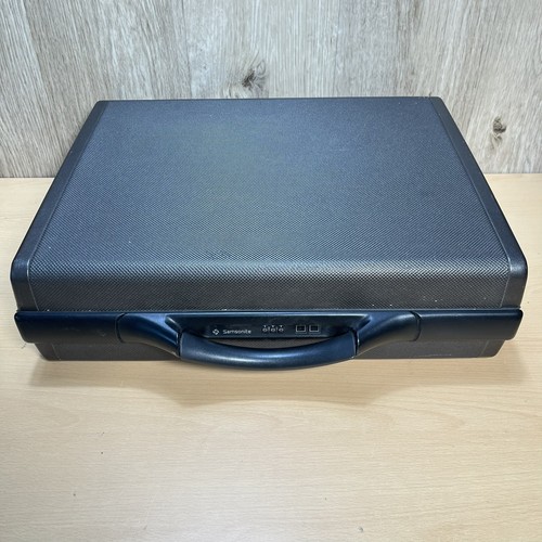 Samsonite black hard - samsonite,