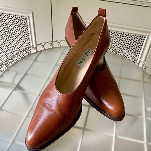 Vintage tan leather - 90’s,
