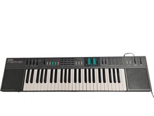 Yamaha PSR-21 Electronic Keyboard with Built-in Speakers Black
