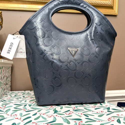 Guess lunch bag - guess,