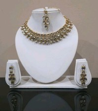 Gold Indian bollywood bridal choker Necklace tikka earrings jewellery kundan set