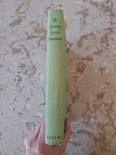 The country lover companion - the,