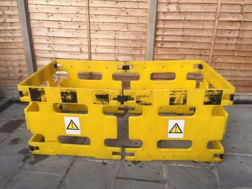 Pedestrian plastic safety - pedestrian,