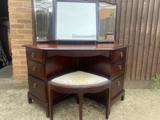 Stag Minstrel Corner Dressing Table Mirrors & Stool SS1111