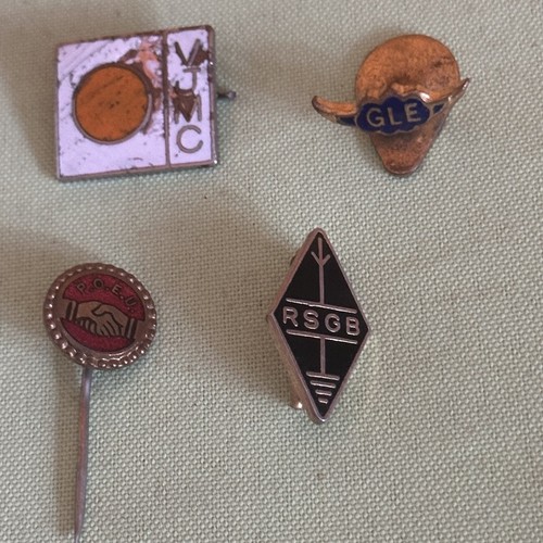 Vintage enamel metal pins - metal,