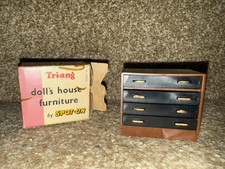 VINTAGE DOLLS' HOUSE - 1960s