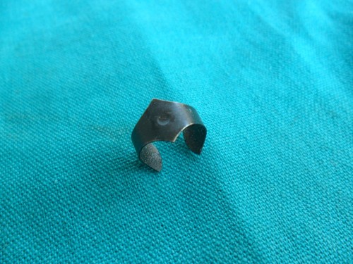 Front hub grease - front, cover