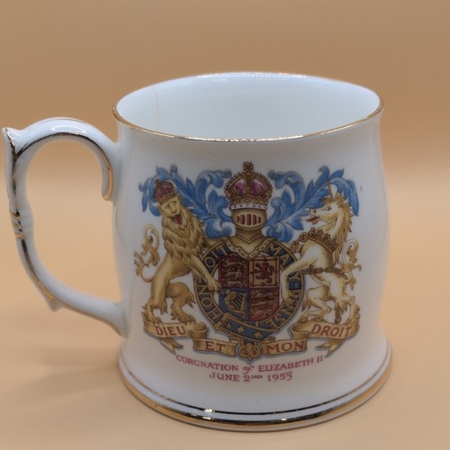 Queen anne fine - bone, mug