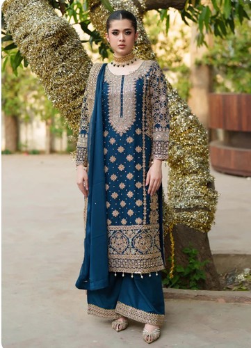 Pakistani salwar kameez