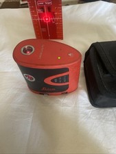 LEICA Lino P5 Laser Level With Target And Case