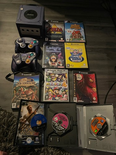Nintendo gamecube console - nintendo,