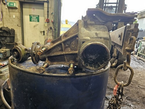 Mazda bongo differential diff - differential,