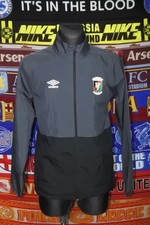 5/5 Glentoran adults M MINT