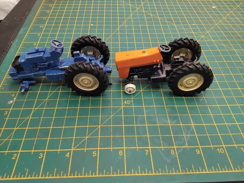 Vintage britains tractors - x,