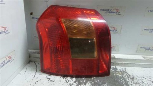 Rear light left - rear,