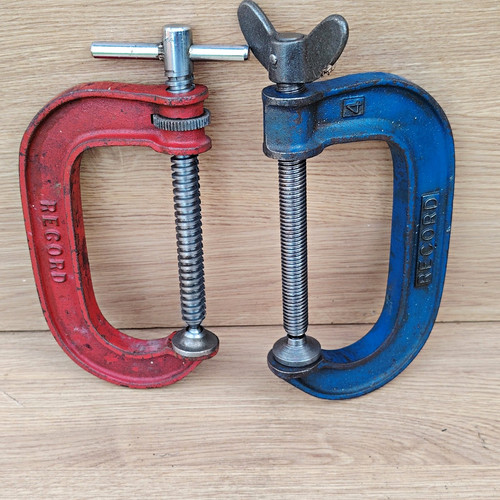 Record clamps 1 - ,