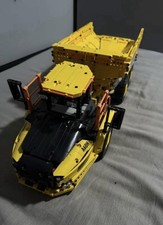 Lego Technic 6x6 Volvo Articulated Hauler (42114)-App Controlled Model