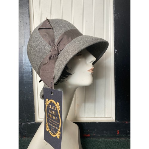 Vintage 1960s gray wool cloche - vintage,