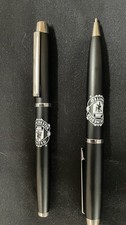 Brand New Official Manchester United Pen set (2 pens)