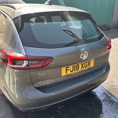 Vauxhall insignia sports - insignia, b
