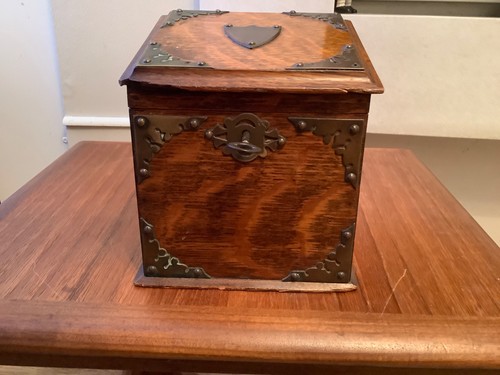 Antique tea caddy with - caddy,