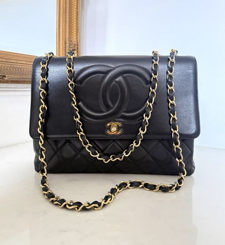 Chanel flap bag - black, with